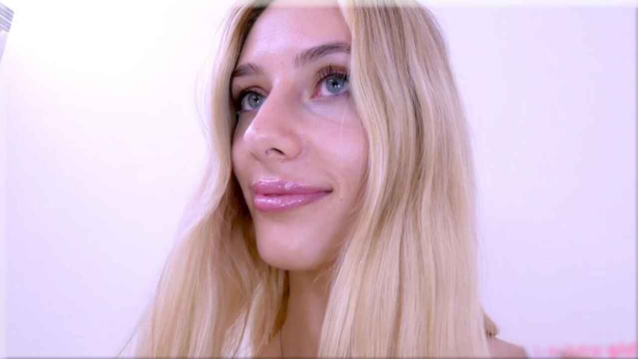 LaNewGirl 23 07 25 Emily Jade XXX